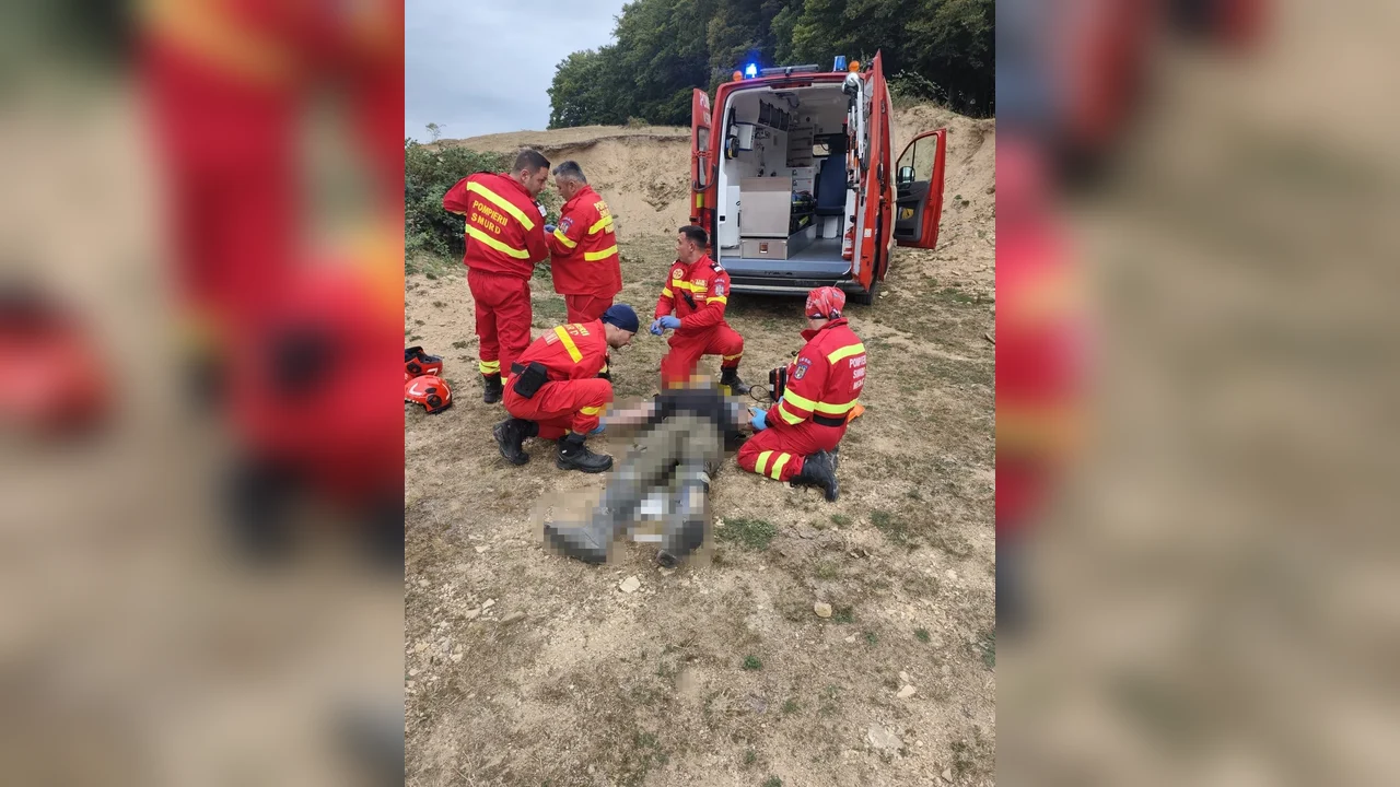 Romos: motociclist de 36 de ani, preluat cu elicopterul SMURD